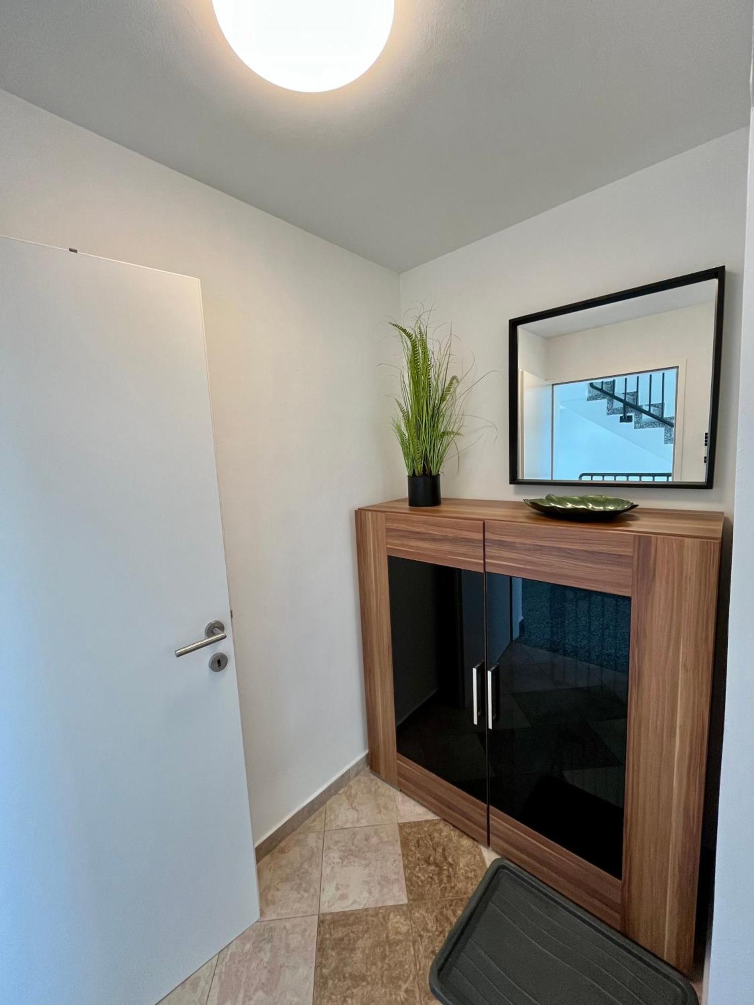 Atemberaubendes Apartment + Pool Viyana Dış mekan fotoğraf