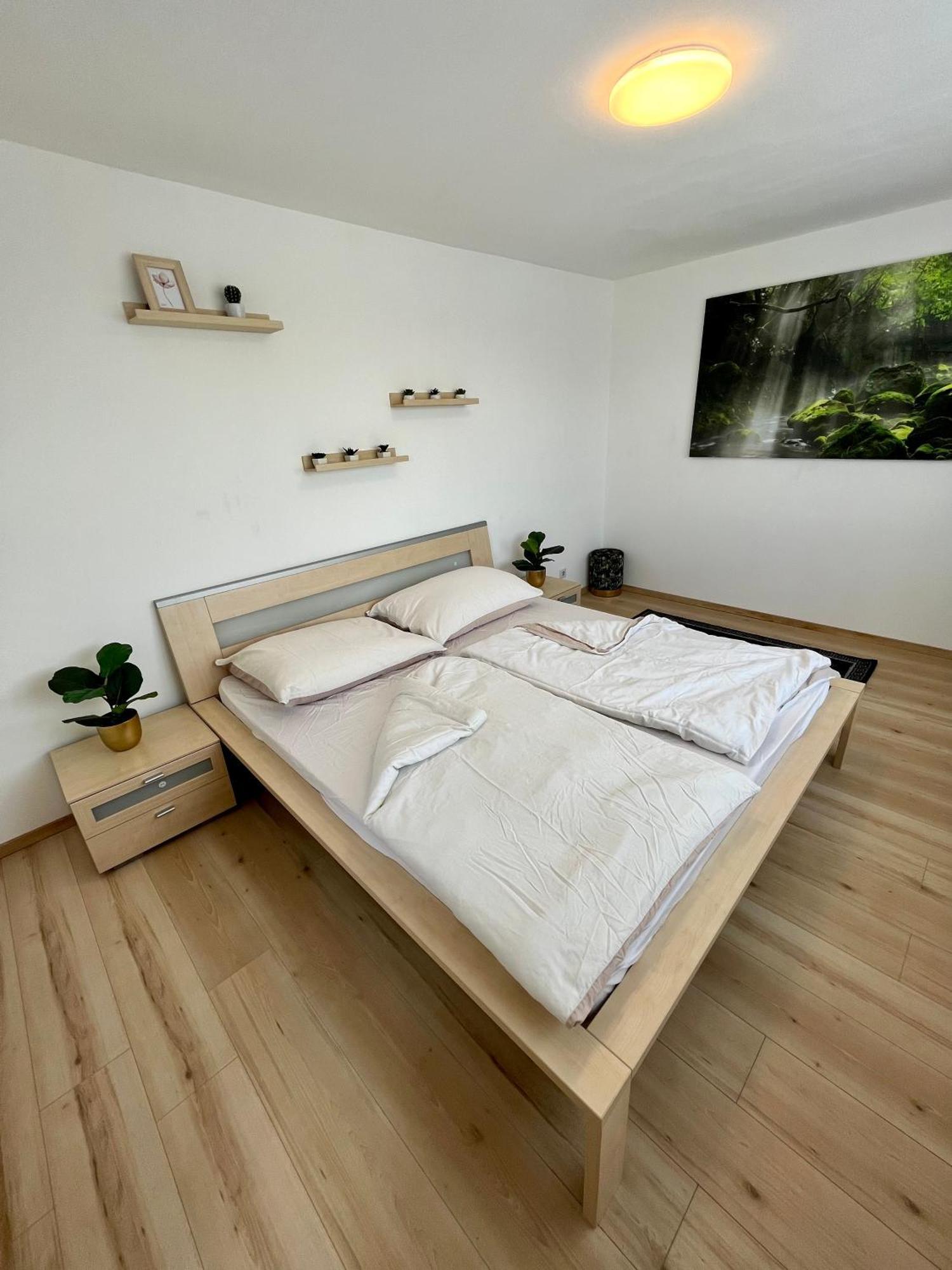 Atemberaubendes Apartment + Pool Viyana Dış mekan fotoğraf